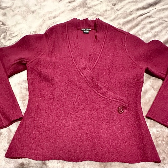 100% Wool Sweater Wrap - Picture 1 of 5